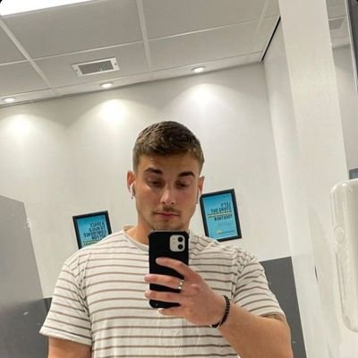 Football enthusiast and statistics nerd rolled into one.
Analyzing games, players, and strategies with passion.
Loving every second of the beautiful game.