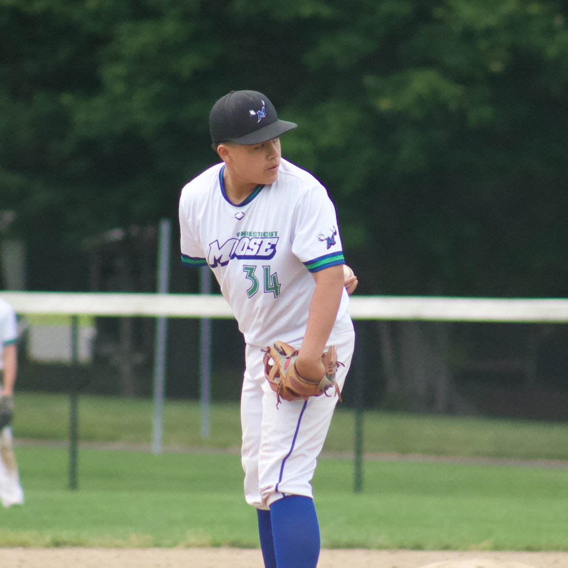 _Johnrobertson0's profile picture. Glastonbury High ‘29 | RHP/Utility |