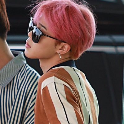 se vc n fode com o bts nem entra pq eu não fodo com vc 💋