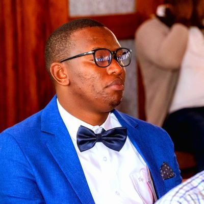 lincoln_mwaura's profile picture. •God Over Everything
•Read books
•Hone your passion. #TheWave