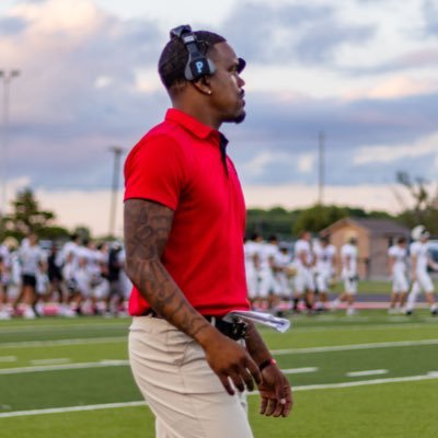🏈WR Coach •@TuskegeeUniv 🐅 Alumni Weathering The Storm They wanna see me fail because I’ve been proving them wrong James 4:6