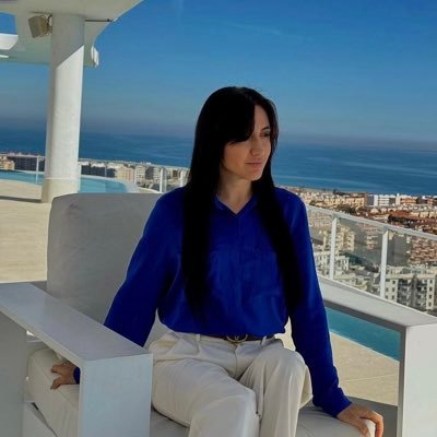 bazwells50's profile picture. 