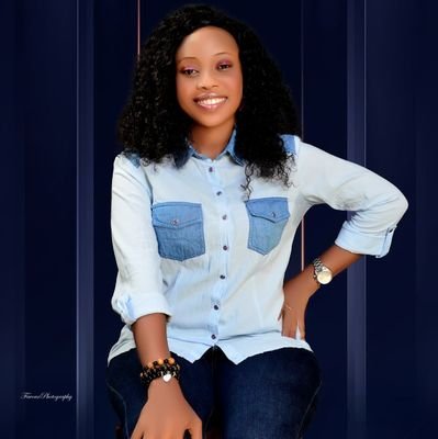 Opemiposi_'s profile picture. 