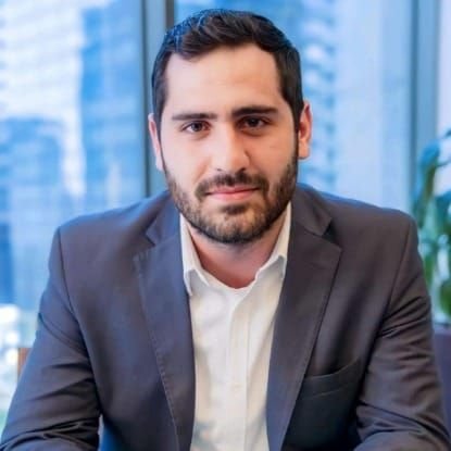 Assessor de Investimentos na EQI Corretora | Grupo BTG Pactual. Ajudo você a construir um portfólio inteligente. Transformando metas em liberdade financeira.