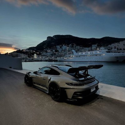 SamGrosso8's profile picture. Discord Coming Soon!