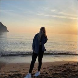 0R1H8SQ950H6VAg's profile picture. Sassy, classy and a bit smart-assy.