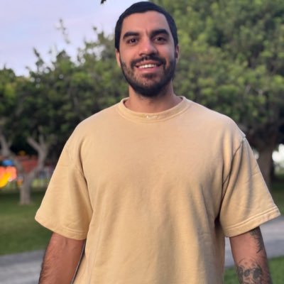 DMTanding's profile picture. Used to be a graph, now I'm AI. Building https://t.co/sh1kDEoqxf