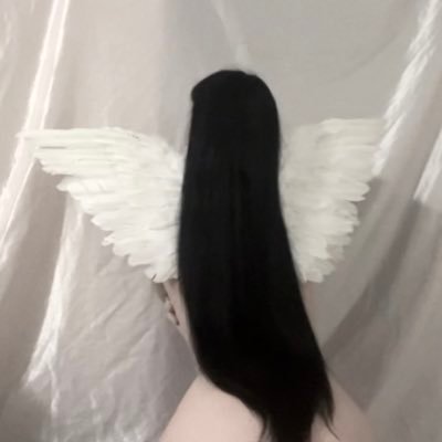21 ♱ holy/disc priest 𐙚 ⊹ world of warcraft & fashion┊ baby keyer + tmog + alt leveler ┊ priv @belfgf
