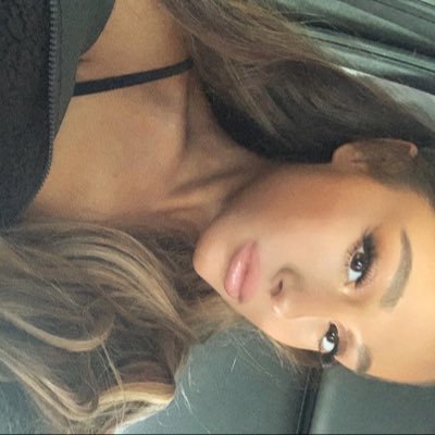 fan account • she/her • not affiliated with ariana or her team