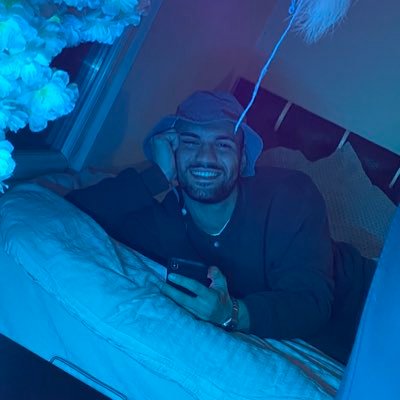 p4muk16's profile picture. feel