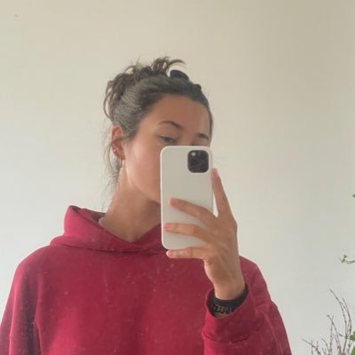 beachski_'s profile picture. design engineer • big side project energy •  dabble in fabrication (lamps) and metalsmithing (jewelry)