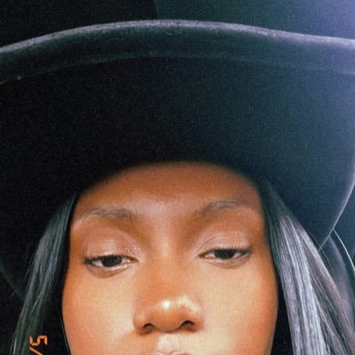 your favorite Aquarius āļø. Hampton U Alumna.
