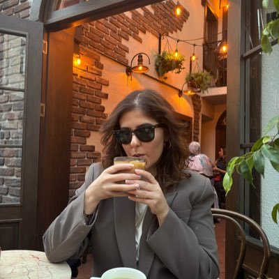 elifzf's profile picture. 