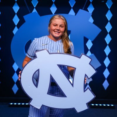 UNC COMMITš©µā¢ New Milford High School ⢠2027 ⢠3 Sport Student Athlete ššš„ ⢠Empire State Huskies 16u National š¾ Short Stop/ Utility ⢠NCAA ID #2308994167