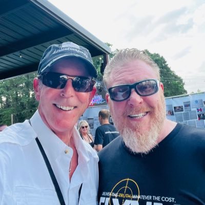 I’m not really silent! Lumber guru. Precinct Chair. Texas State Delegate. silentmajority https://t.co/SNHIaC1lkk https://t.co/iclToXLMmp nojabsforme