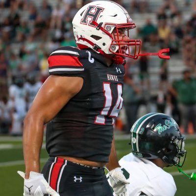 Rockwall Heath HS | 2 YEAR CAPTAIN | 6’1 | 225 | LB | HB | CO 2026 email: zekecannon44@gmail.com phone: 972-214-7217