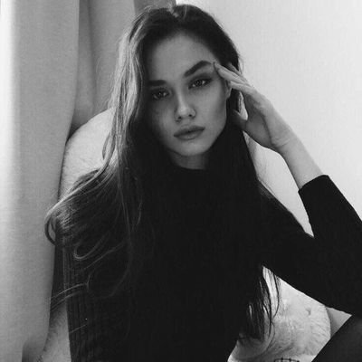 isis1212121's profile picture. Conciencia social ✊ | Política, ética y democracia.
“Ningún país se hunde solo por culpa de los malos, sino por el silencio de los buenos.”