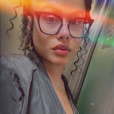 Orgullosamente Latina ❤️‍🔥🇵🇷🌺