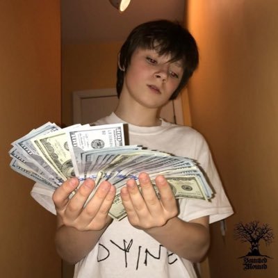 xicttt's profile picture. 