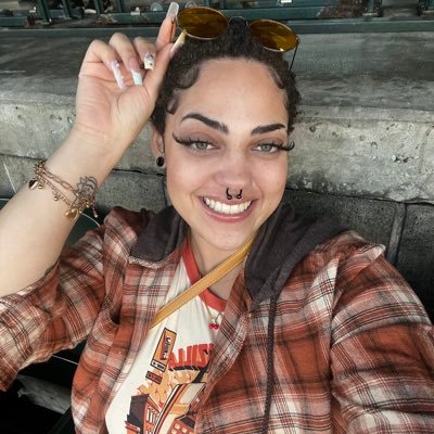 25 || MDNI || She/Her || Adult Content Creator || ask about customs 🌟|| Baddie with Bad Memory 🖤 || tips are appreciated & rewarded 🎁