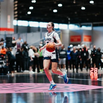 c/o 2027 • Silverdale Baptist Academy #15🏀 • TN Flight Silver EYBL✈️🏀
