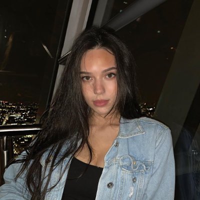 messsi35messssi's profile picture. Chasing dreams with confidence, grace, and a killer wardrobe.
#BossLady #FashionForward #WomenWhoLead