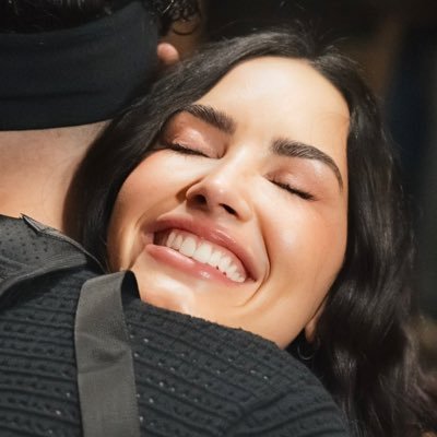 • demi lovato • friends • lana del rey •
