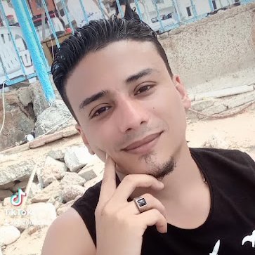 saso_roka45183's profile picture. مطور