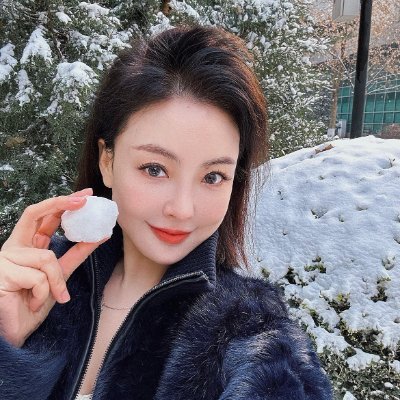 An ordinary 47-year-old sister, but always has a girlish heart, sharing all the beautiful things and the secret of anti-aging with everyone!