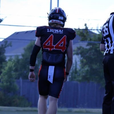 LB/FB/LS C/O ‘28🇨🇦 (2010) - 📏 5’10 185 LBS - myers riders 🏈 - SJHS 📚 - connorbertrand44@gmail.com