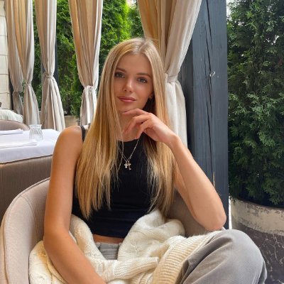 DunnDennis2002's profile picture. Dressing well is a form of self-love and good manners, and I want to showcase that with my style."