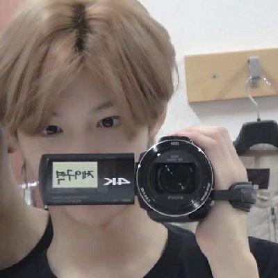 ccoquitoz's profile picture. solo vivo i ya