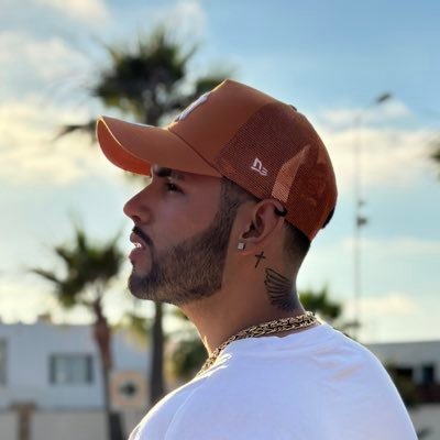 Ordybby01's profile picture. Vivo en mi propio mundo porque no me gusta el que tienen los demás.