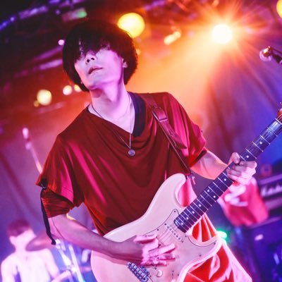 ギター弾いたりなんかしたり Mozuis(@mozuis_official)のギター、サポートなんかもちょこちょこやります ペンギンが好き