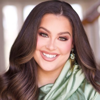 EGE_laney's profile picture. Clemson Alum | Recreational Therapy | Cat & Dog Mom | TikTok Addict | Lover of Pizza, Sushi, & Tacos