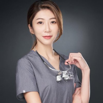 We use the most advanced dental technology to ensure accurate and timely diagnosis of your oral diseases while ensuring your comfort during dental treatment.