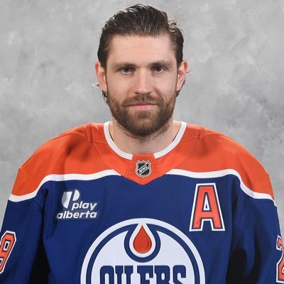 Married 🖤💛💙 Father. He/Him. Comic Book Villain. Sports Analytics Junkie. Custom Kings 👑 LGBTQ 🏳️🌈 #WeDontTolerateHate #LetsGoOilers