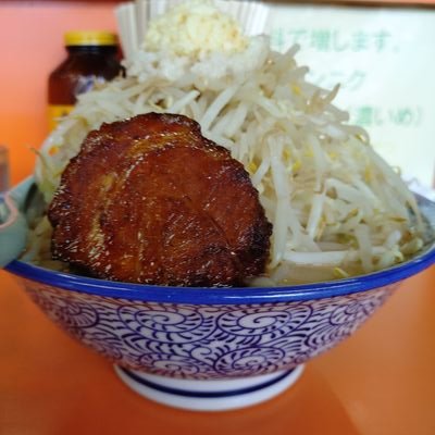 LWXjtfq6Bv10108's profile picture. 北海道在住
年はおっさんだけど三大欲の特に性欲が。笑