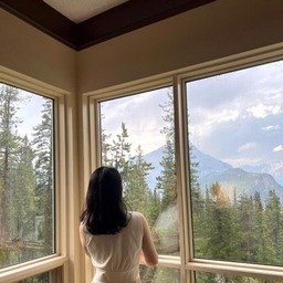 Hi! I enjoy chatting, exploring new things, and relaxing during camping trips. ⛺✨