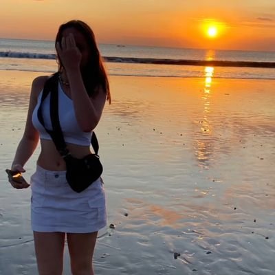 Deine Goddess und neue Sucht!
18 Jahre jung.