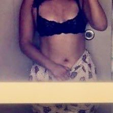 Afghan born🇦🇫 Ask for menu 🥰 Follow me to see my explicit posts 😉💦 my husband doesn’t know 🤫