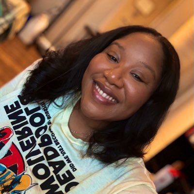 bvnny_'s profile picture. Fuck the frail shit. A logical Lakers girlie 💜💛.