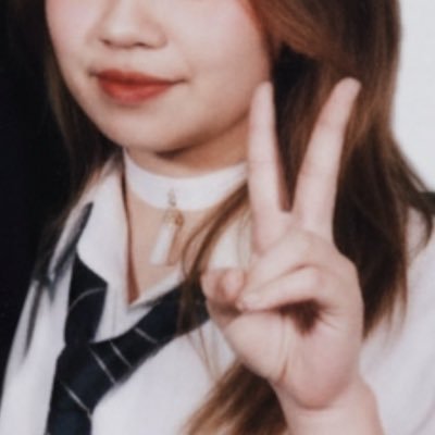 worarat_t's profile picture. “𝘐𝘧 𝘺𝘰𝘶’𝘳𝘦 𝘩𝘢𝘱𝘱𝘺  𝘪𝘵 𝘥𝘰𝘦𝘴𝘯’𝘵 𝘮𝘢𝘵𝘵𝘦𝘳 𝘸𝘩𝘪𝘤𝘩 𝘸𝘢𝘺 𝘺𝘰𝘶 𝘨𝘰.”🍀𝐼’𝑙𝑙 𝑠𝑢𝑝𝑝𝑜𝑟𝑡 𝑦𝑜𝑢 𝑒𝑖𝑡ℎ𝑒𝑟 𝑤𝑎𝑦🥑🌊🦊🍅🐶🐈‍⬛