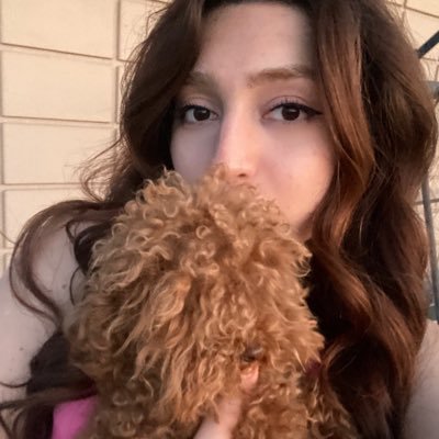 helinvontroje's profile picture. merhaba ben volkan konak