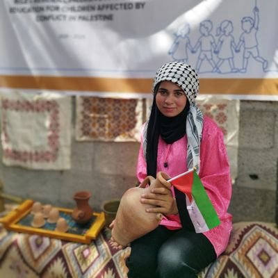 Psychologist from Gaza
🤲 Supporting mothers & children through hardship
🕊️ Providing guidance & a safe space
💫 Spreading hope despite the pain