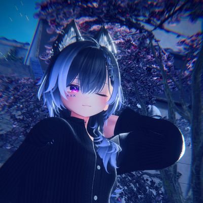 名前の読み方はピスクです。 メインアバターはショコラで気分で他の子も使います 撫でられるのが好きで基本ミュートにしてる間だけv感が出る変わった人