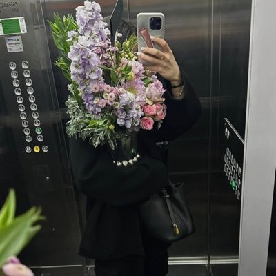 zezestw's profile picture. 