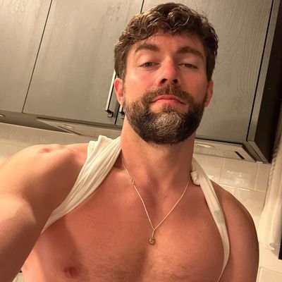 Mikesterison's profile picture. #Gay #Alpha....professional heartthrob, brunch enthusiast,and bad influence. let's make unforgettable memories....
📞💕 Dm for menu.