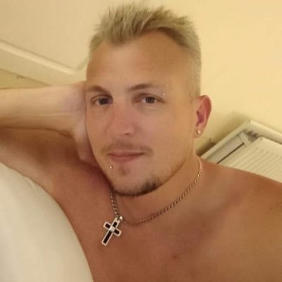Hi, I’m looking for chats and mates.