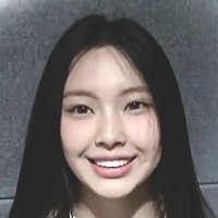 não é alice (@dittowithditto) 's Twitter Profile